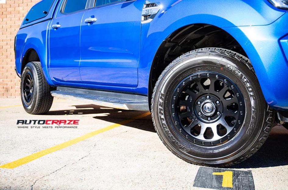 FORD-RANGER-VECTOR-MATTE-BLACK